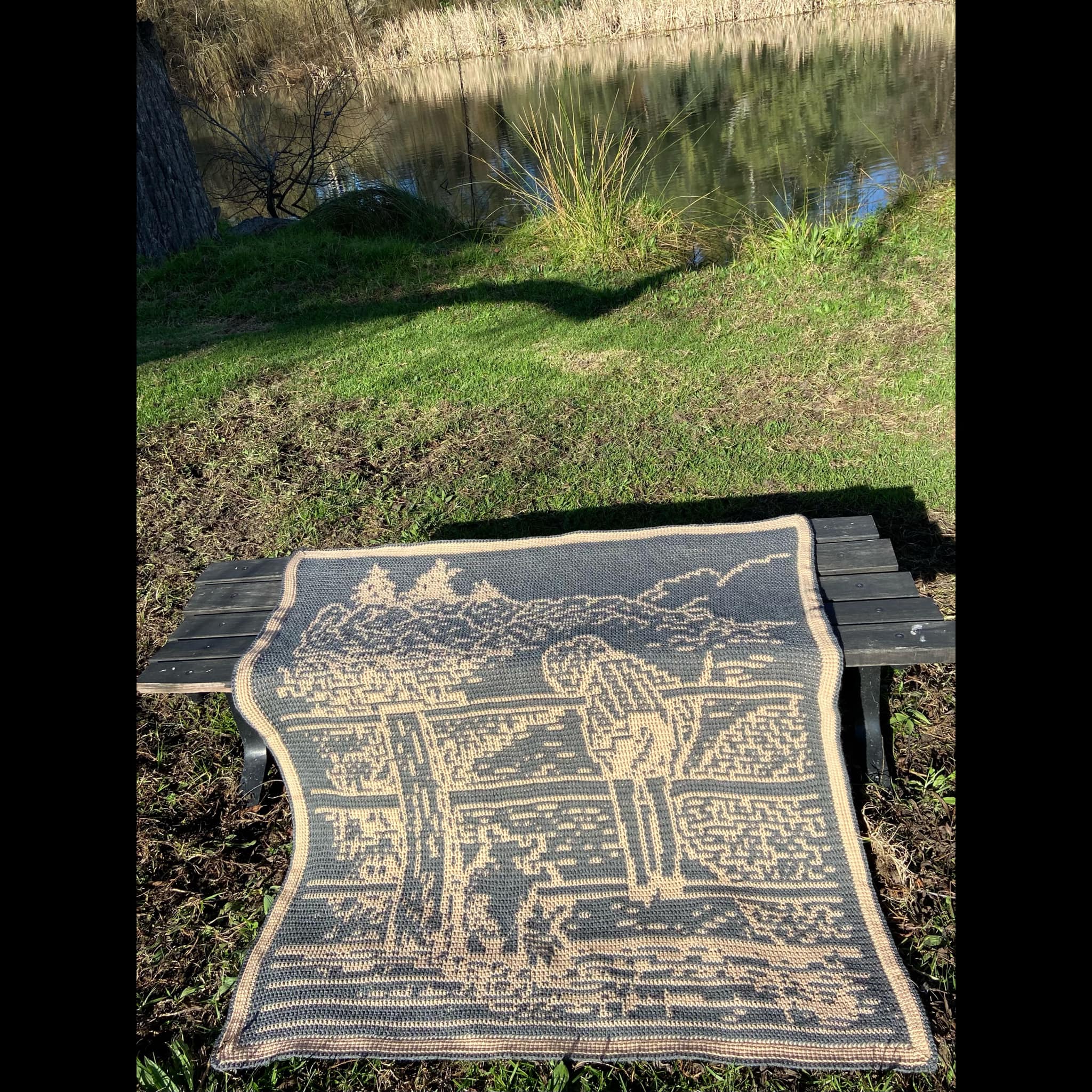 Classic Pooh - On the Bridge Mosaic Crochet Pattern - Image 7