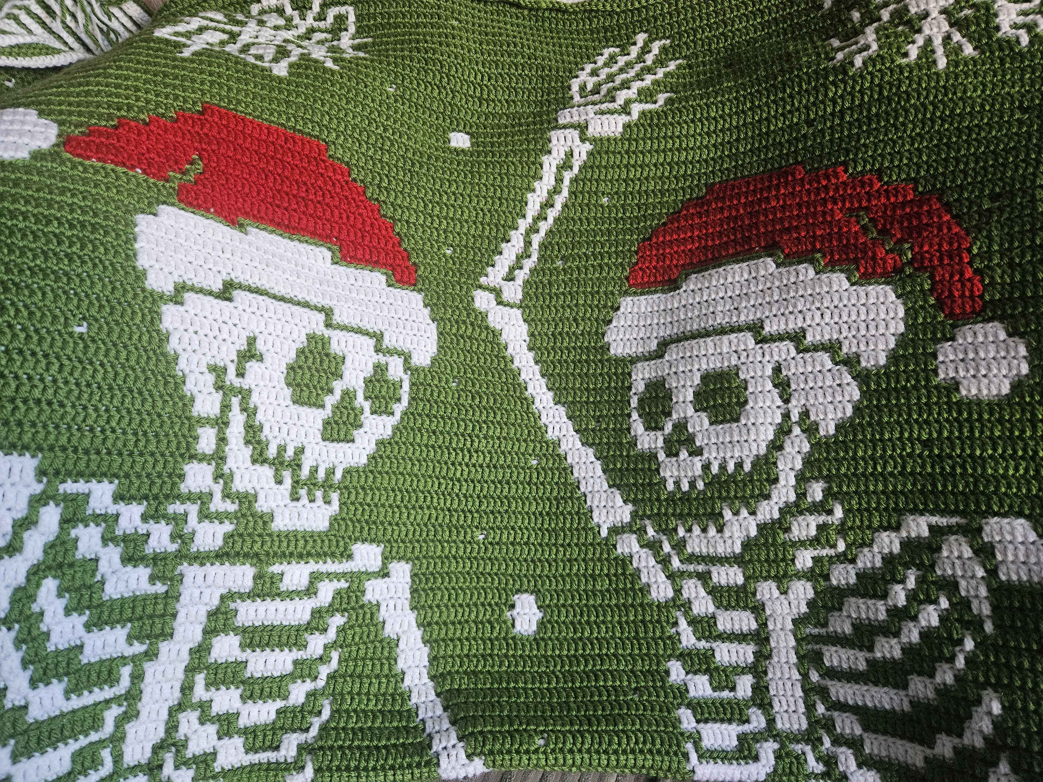 Spooky Christmas Mosaic Crochet Blanket - Dancing Skeletons - Image 3